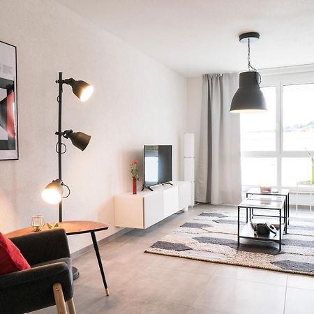 Apartwehr Business&Ferien Apartment Rot Екстер'єр фото