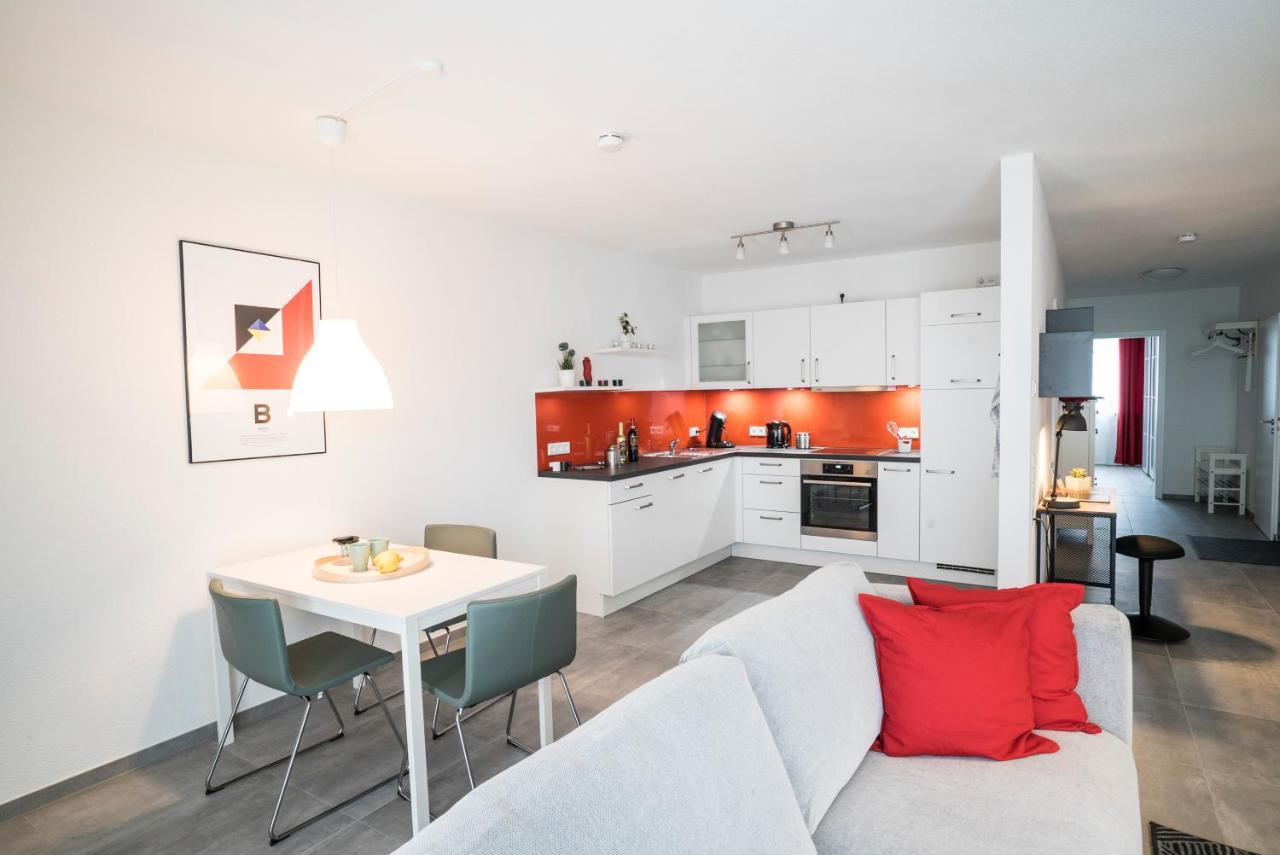 Apartwehr Business&Ferien Apartment Rot Екстер'єр фото